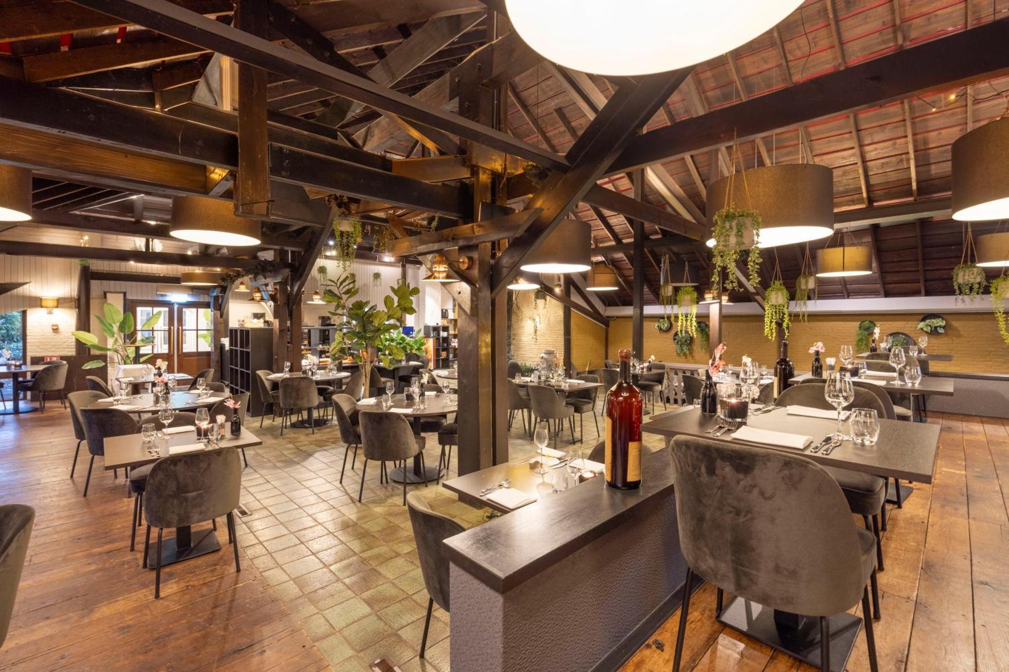 Fletcher Hotel-Restaurant Klein Zwitserland هيلسوم المظهر الخارجي الصورة
